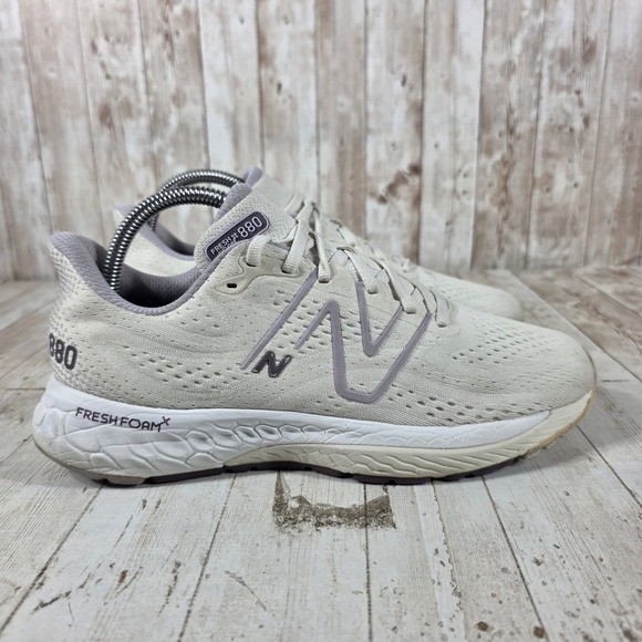 New Balance Shoes - New Balance Fresh Foam 880 v11 Womens Running Shoes Cream Purple W880B11 Size‎ 9
